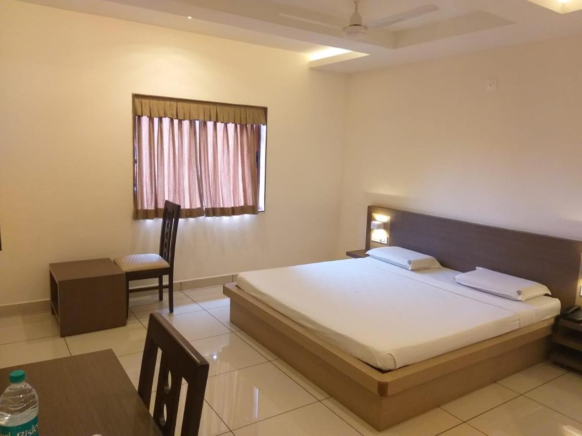 Shivaprasad Grand Hotel Kundapur Eksteriør billede