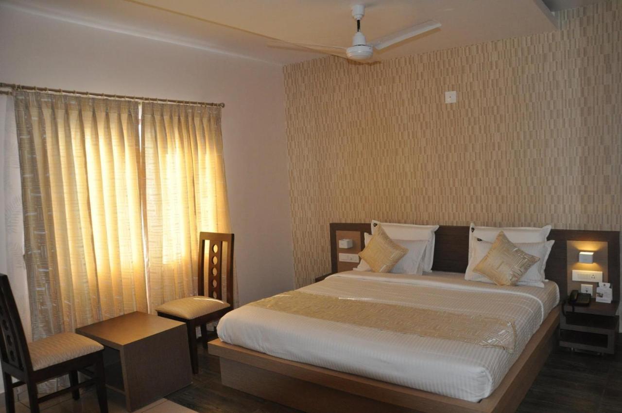 Shivaprasad Grand Hotel Kundapur Eksteriør billede