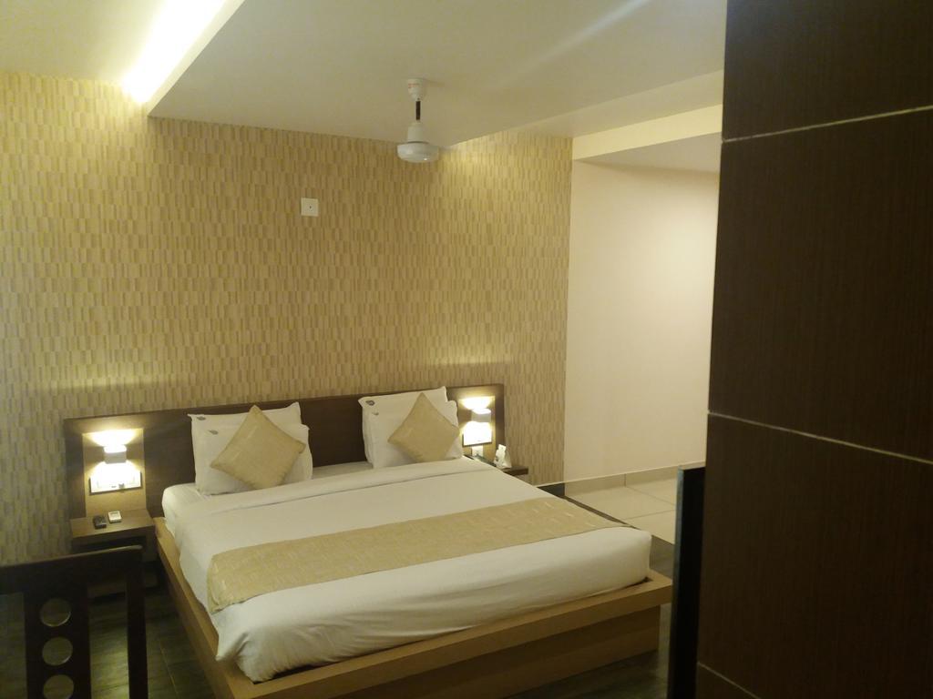 Shivaprasad Grand Hotel Kundapur Eksteriør billede