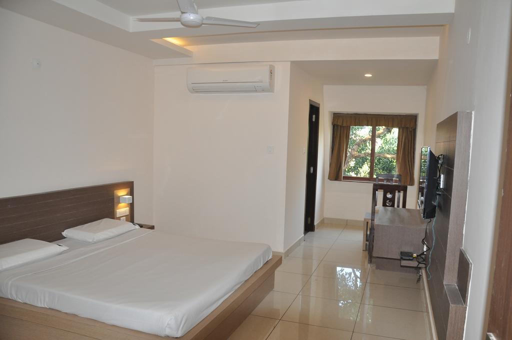 Shivaprasad Grand Hotel Kundapur Eksteriør billede